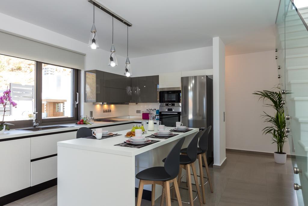 Eolia Iconic Villa, Walking Distance To The Beach, By Thinkvilla Pánormos المظهر الخارجي الصورة